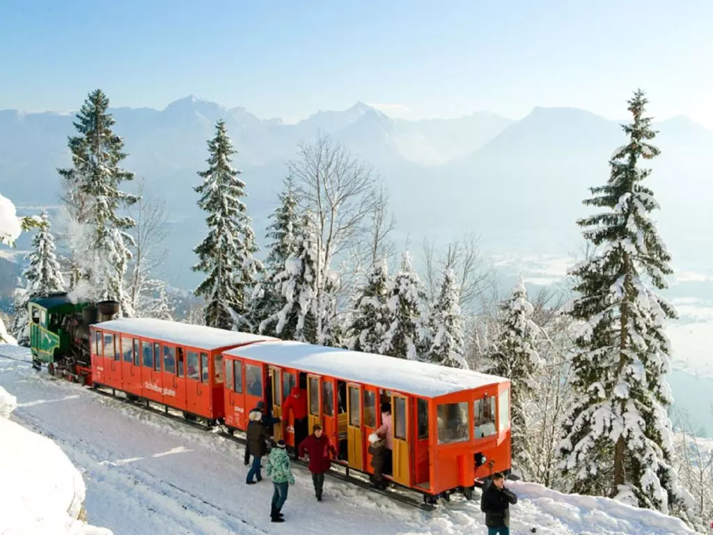 Adventdampfzug am Schafberg