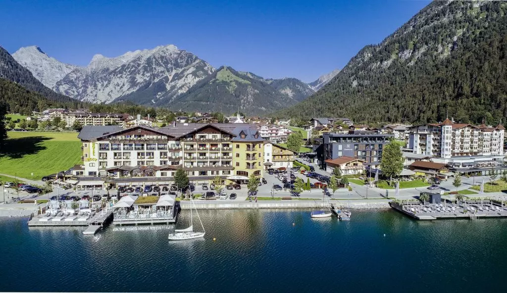 Hotel Post am See am Achensee in Tirol - Sommer Aussenbild