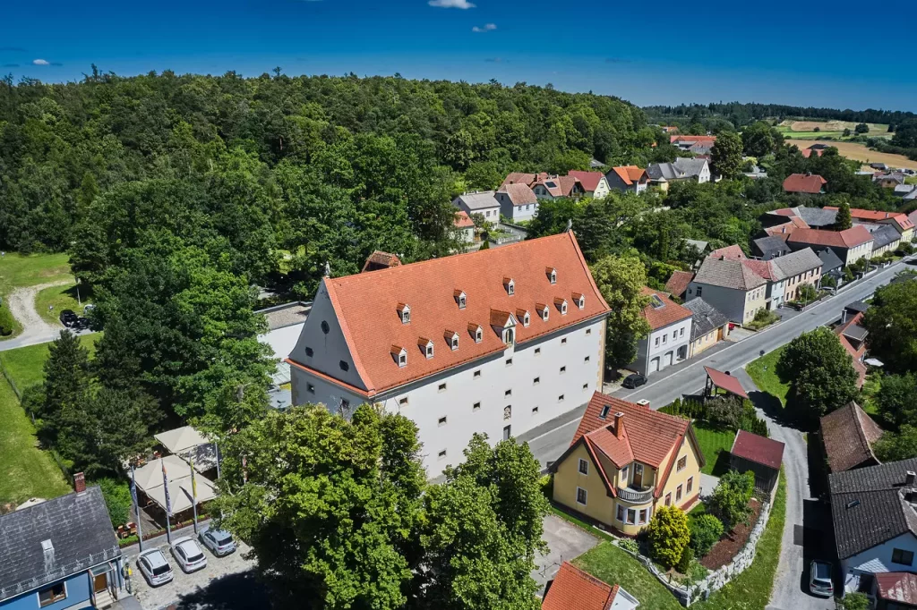 Der Schüttkasten Geras von oben - ein Seminarhotel in Niederösterreich